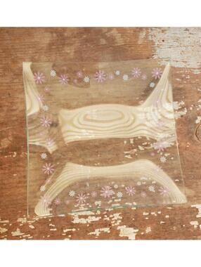 Pampered Chef Glass Square Pink Daisy Dessert 6" Plates #2818 (Set of 4) NIB